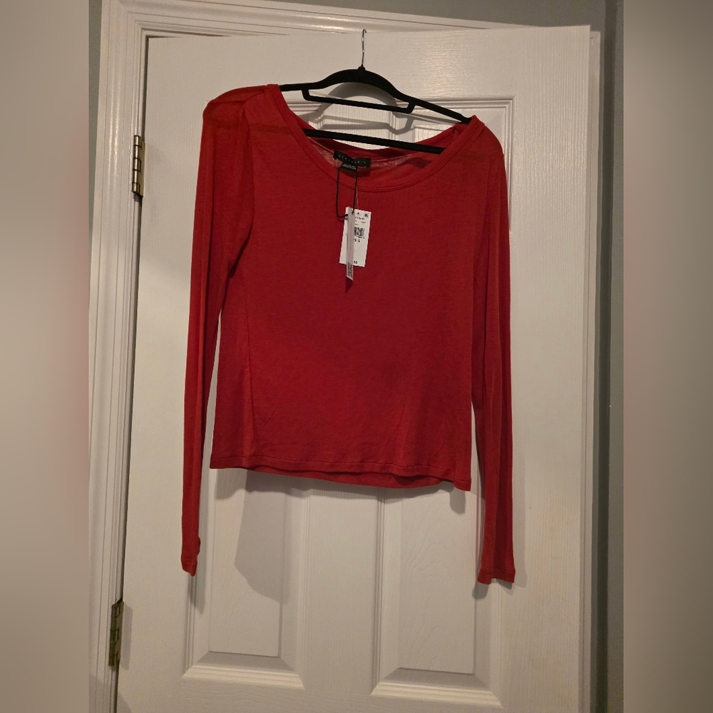 NWT-Sanctuary Women's Red Long Sleeve Scoop Neck Top